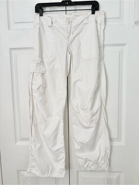 BCBGGirls White Low Rise Cargo Utility Pants Size 2 Utility Y2K Vintage Cotton